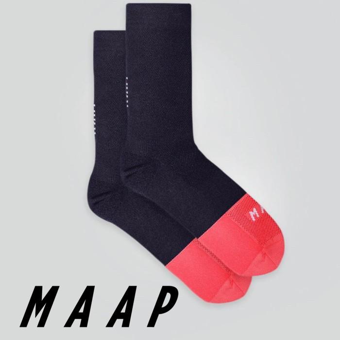 Gambar MAAP DIVISION SOCKS / kaos kaki sepeda roadbike maap - Putih SajaTerlaris - Biru dari Aviara Shop6 undefined Tokopedia