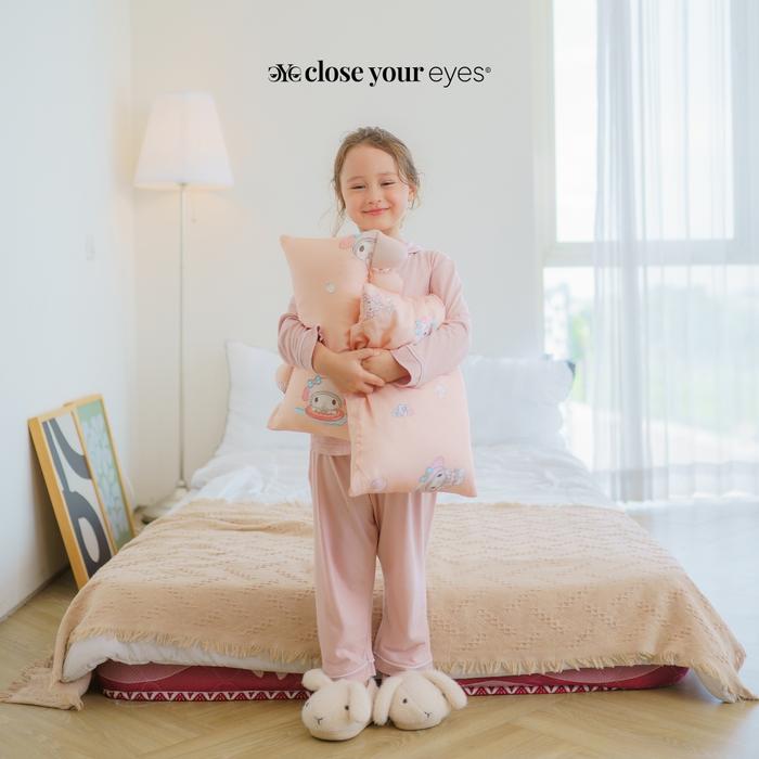Gambar Terbaru Close Your Eyes “For Kids” - Bundling Set Baby Pillow + Bolster - Paket Bundling Bantal Guling Tidur Anak Balita Tencel 60s Viral - B-My Melody - M dari Viafash2 undefined Tokopedia