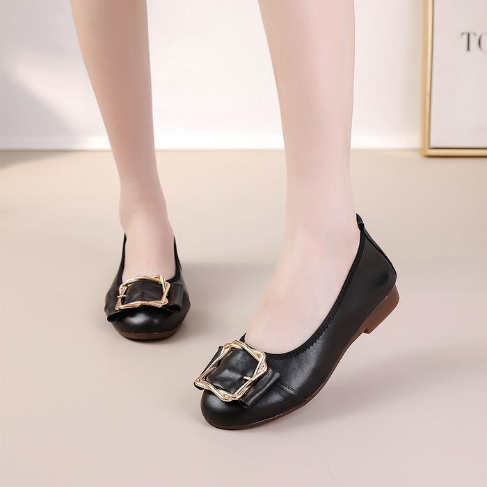 Gambar Terbaru Sepatu Clarks new pita woman clarks flat wanita kulit asli Sepatu Wanita melati Viral - Black, 36 dari nainggolan1 undefined Tokopedia