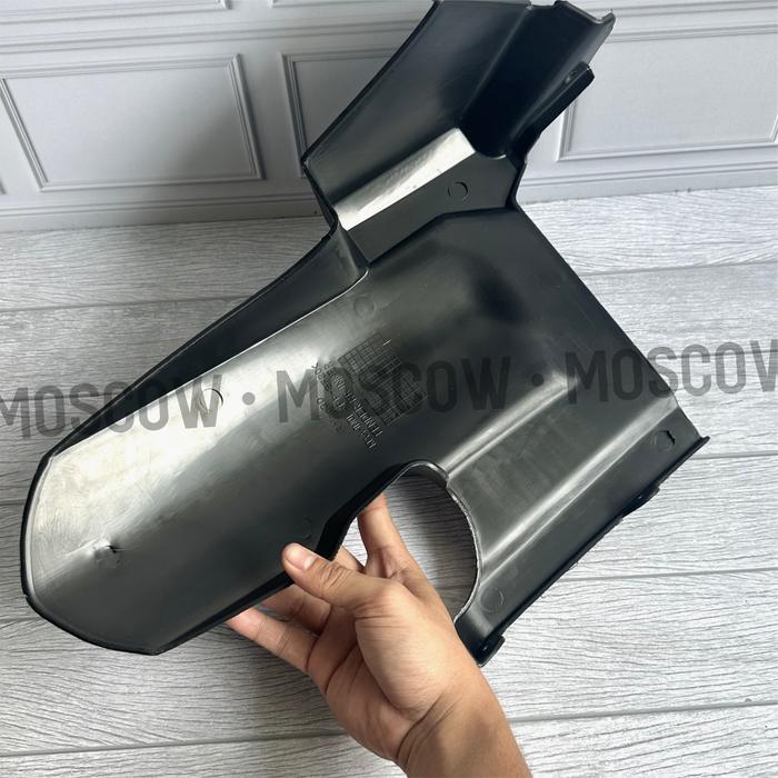 Gambar ORIGINAL MOSCOW HUGGER SPAKBOR KOLONG AIRBLADE BEAT NEW DELUXE STREET 2020 - 2024 SCOOPY FI 2017 - 2024 GENIO BEAT OLD LAMA 2012 - 2019 HUGER BEAT AIR BLADE SPAKBOARD KOLONG BELAKANG HONDA MATIC HAGER HUNGGER HANGGER PNP TANPA COAK ABS ISS 3 LUBANG BAUT dari Insowla undefined Tokopedia
