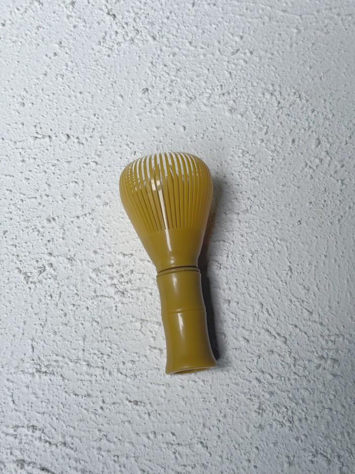 Gambar Chasen / Matcha Whisk Plastic - Homelab Pengaduk Matcha Plastik - golden dari CV SS INDONESIA undefined Tokopedia