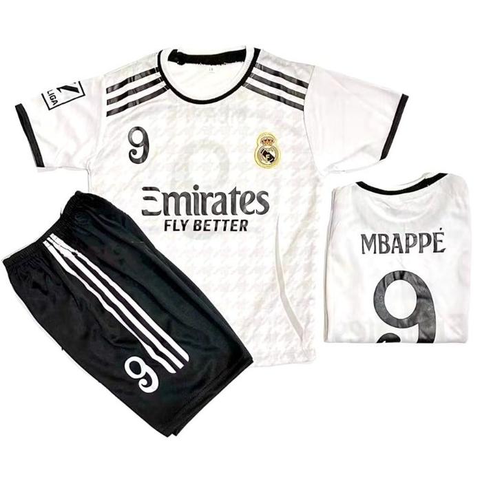 Gambar Lutfi^ Nextsetw - 305 Setelan Bola Anak Anak/ Baju Bola Anak Real Madrid/ Jersey Bola Anak Mbappe Terbaru - Madrid Putih, 6 bulan (4) dari Lutfiana_Rosa undefined Tokopedia