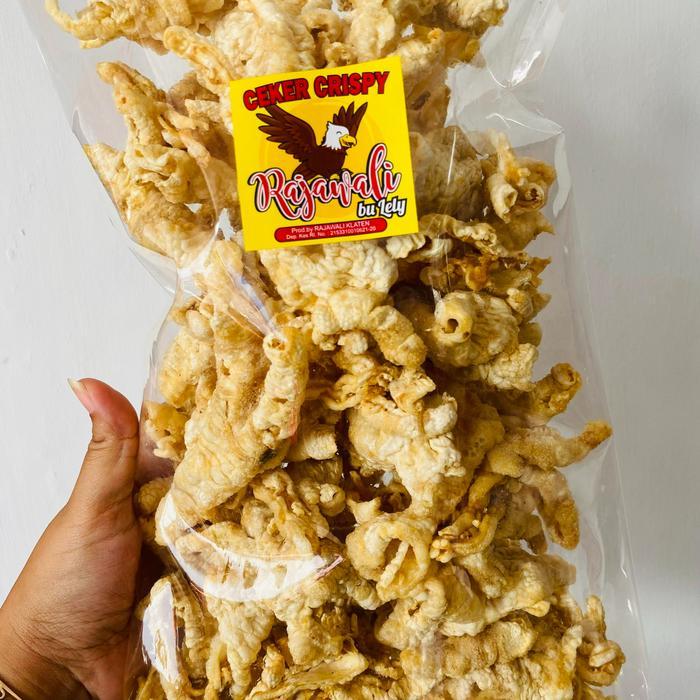 Gambar Terlaris 250gr KERIPIK CEKER TANPA TULANG TANPA TEPUNG BU LELY PREMIUM HOT DAUN JERUK / KERUPUK RAMBAK CAKAR AYAM CRISPY RAJAWALI  Asin Food Snack Pedas - Asin - Asin dari Tati Market undefined Tokopedia