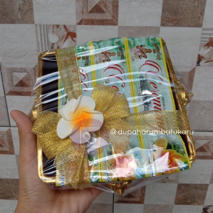 Gambar Souvenir Pernikahan Bali , Salin Sok Bali , Penyalin Sok Bali , Pewales Sok Bali , Souvenir Potong Gigi , Souvenir Otonan , Souvenir Melaspas Paket AQ dari Dupa Harum Batukaru undefined Tokopedia
