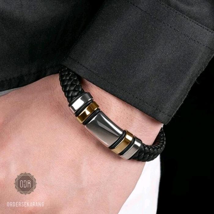 Gambar GELANG BRACELET MAN FASHION LEATHER KULIT AKSESORIS PRIA COWOK Hadiah - Polos dari Ordersekarangcustom undefined Tokopedia