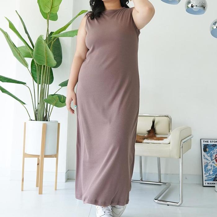 Gambar Inner Dress Knit Rib Basic Big Size -  Baju Dress Wanita Casual Tanpa Lengan Jumbo - Chesnut, M-L dari Dailywear.id1 undefined Tokopedia