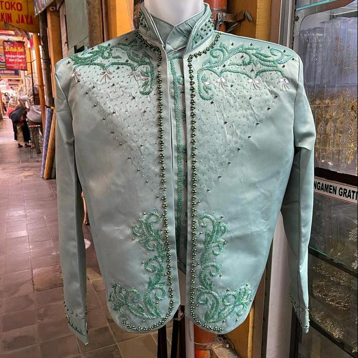 Gambar Beskap pengantin / beskap solo - wardah dari Toko dewisri undefined Tokopedia