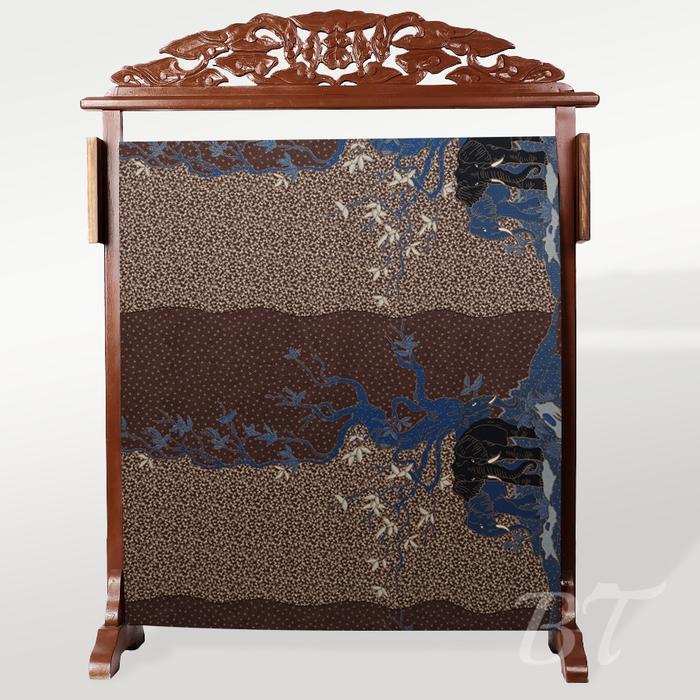 Gambar BATIK TRUSMI Bahan Kain Batik Meteran Motif Dobby 1684 A Biru MKR Cocok Untuk Seragaman - 1 meter dari BT Batik Trusmi Official Kab. Cirebon Tokopedia