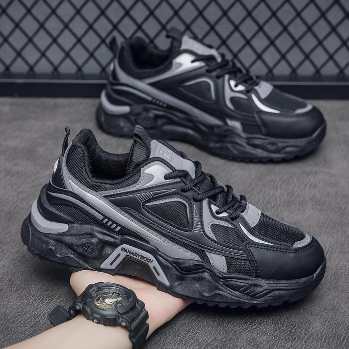 Gambar PANARYBODY Sepatu Pria Sneakers Cowok Fashion Trendy Casual Sepatu Kuliah Karet Sport Shoes  QNC902 - Hitam, 39 dari Sepatupanarybody Store undefined Tokopedia