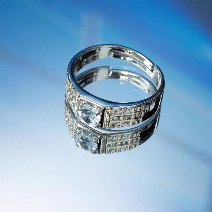 Gambar Cincin Pria Perak Sterling Silver 925 Terbaru Batu Berlian Moissanite Asli 1.0 CT Ring adjustable Perhiasan Pria Bersertifikat GRA - blue dari Janee Jewellery_NEW undefined Tokopedia