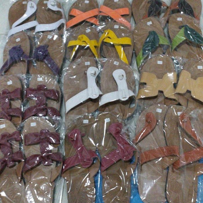 Gambar Sandal Jogja Order ka Ayu dari Qianaonshop undefined Tokopedia