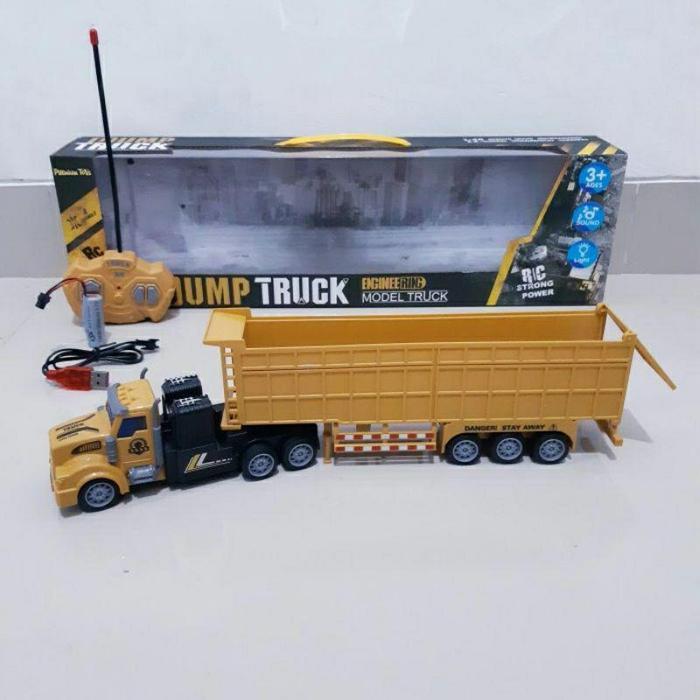 Gambar Mainan mobil remote truck tronton canter panjang dengan paduan charger dari ToyToysJember undefined 5 Tokopedia