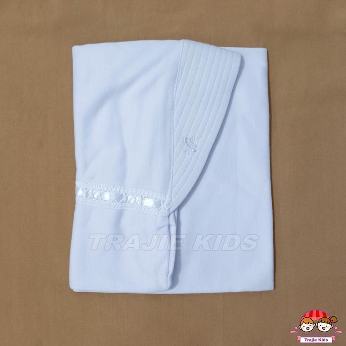 Gambar Jilbab Sekolah TK SD SMP SMA Bergo Serut Instan Putih Hitam Cokelat Abu Biru Hijau Merah Kerudung Hijab Sport Anak Sekolah Tali Belakang Katun Muslim - Putih, L dari Trajie Kids undefined Tokopedia