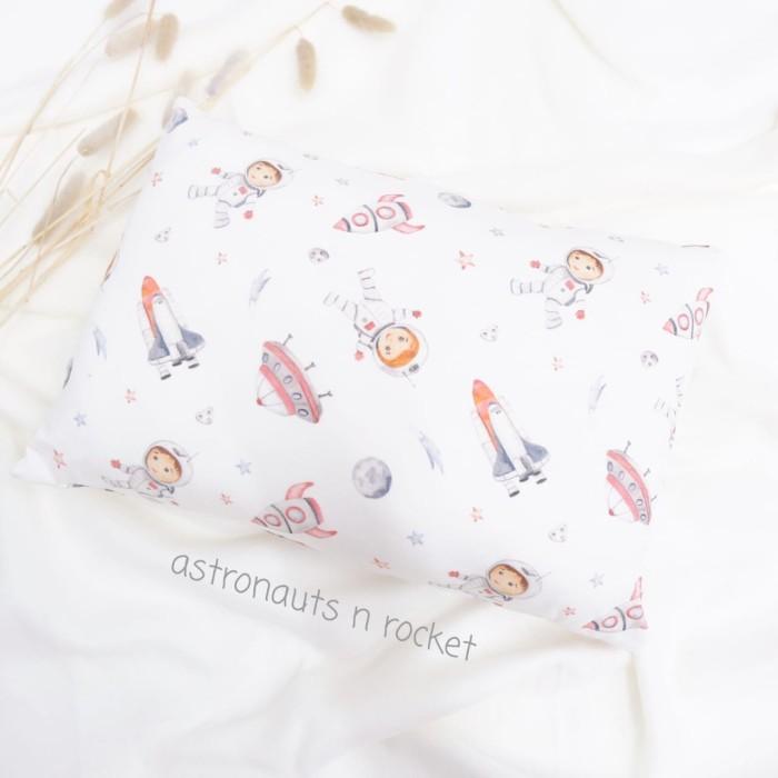 Gambar Carrol n Barrol Pillow & Bolster Toodler - Bantal Guling Tencel Anak - Astronauts, Pillow Case dari Carrol baby undefined Tokopedia