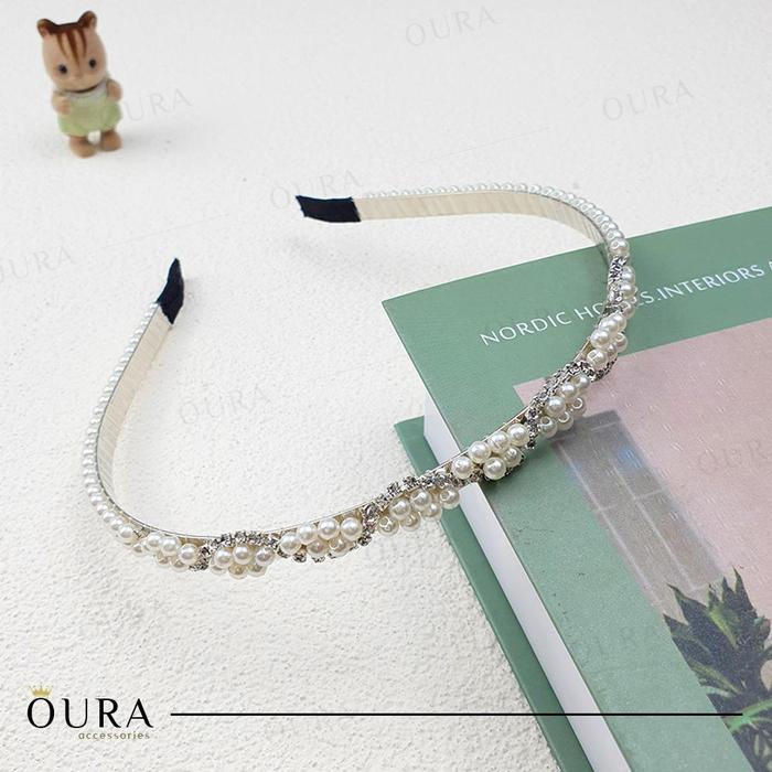 Gambar Bando Korea Dewasa Bando Mutiara Berlian Korean Style Headband Premium Hairpiece Aksesoris Rambut - Silver dari Oura Accessories undefined Tokopedia