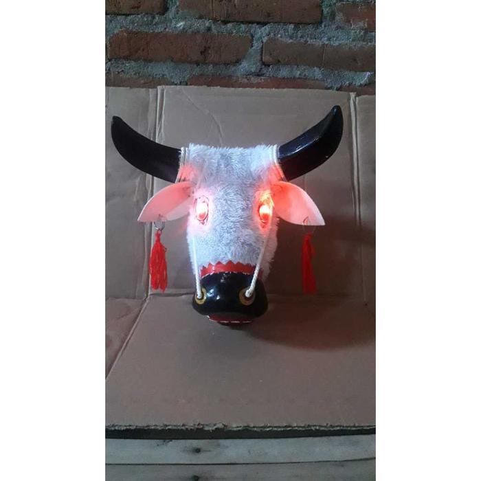 Gambar Mainan Anak Bantengan Mata Menyala  | Kuda Lumping | Topeng Banteng Kayu# - Bulu Putih, Merah dari Rainy Sahara undefined Tokopedia