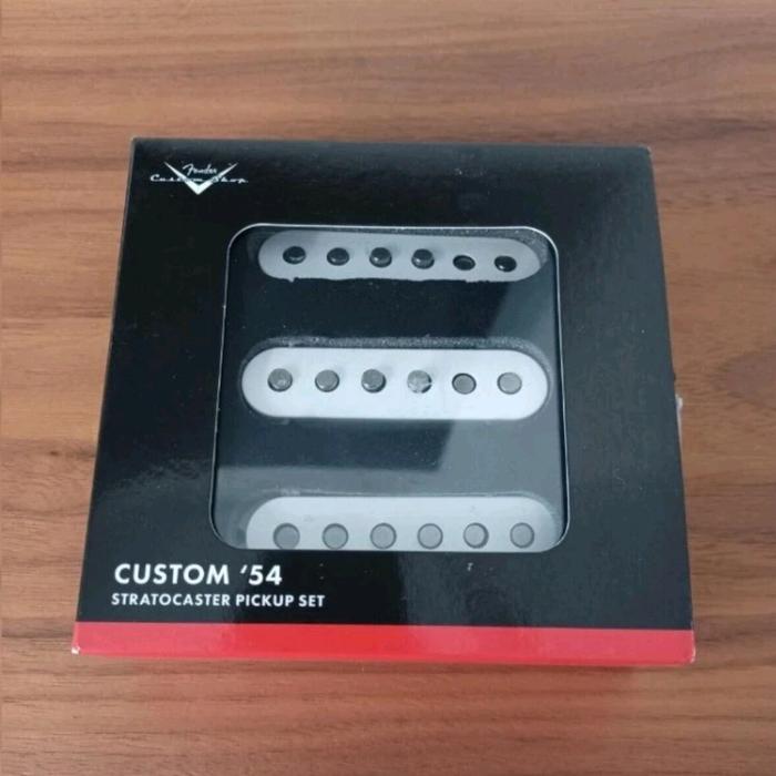 Gambar fender stratocaster custom shop 54 gitar pickup SSS original dari DN MUSIC AGENCY undefined Tokopedia