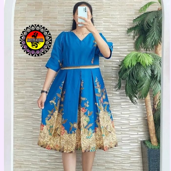 Gambar gaun kasual Dress Rempel Gaun Batik Midi Wanita Remaja Kekinian  Lapis Furing Code HM72 - Kain Katun Primisima Unggul Jaya - Tidak Mudah Luntur Cocok Untuk Kondangan, atau ke Gereja anggun fushia - BIRU, S LD 96 CM dari AYUU Fashion_NEW undefined Tokopedia