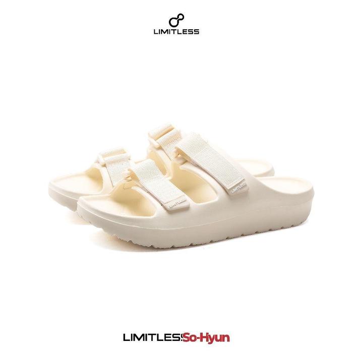 Gambar Sendal Wanita Model Kekinian Strap Dua Sandal Selop Cewek Cowok Outdoor - SOO-HYUN OFF WHITE, 35/36 dari Zerolimit Store undefined Tokopedia