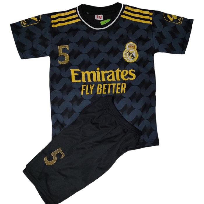 Gambar setelan baju bola anak laki-laki dan perempuan baju bola Jersey Madrid hitam umur 6 bln - 14 th gratis sablon nama sendiri no punggung random untuk nama nya d kirim melalui chat yg ada d toko Outdoor Outdoor Cepat Kering - hitam, 6 - 12 bln dari Lionelmecy shop undefined Tokopedia