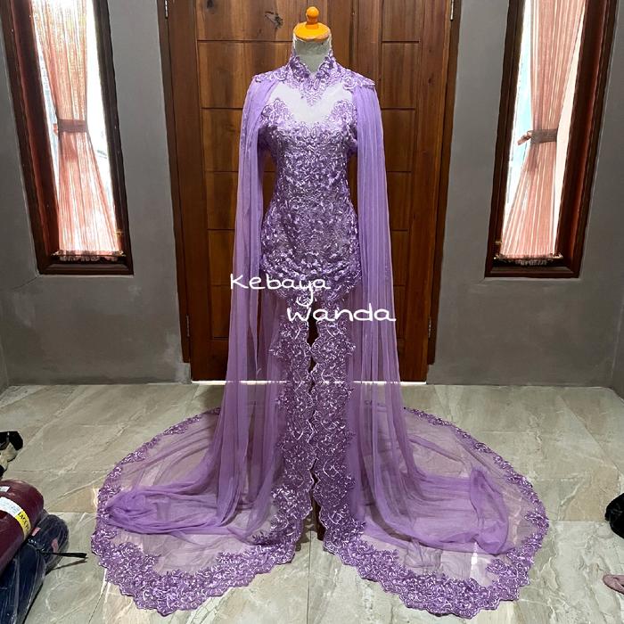 Gambar Kebaya Akad Pengantin Ekor Panjang Plus Sayap Pundak / Gaun Pengantin Mewah / Gaun Modern - Putih, S dari Kebaya Wanda_NEW undefined Tokopedia