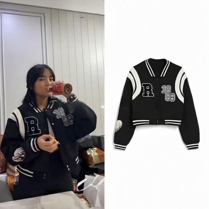 Gambar BANDSTORE Varsity CROP ( S - 6XL ) Crop Top Fuji Fujian R B 19 98 Jaket Cropped Baseball Jacket Korean Style Girl Fashion Big Size Street Wear Hip Hop Jaket Wanita Ulzzang Harajuku Bomber FLeece Atasan Jumbo Hitam Putih Navy - Hitam, S dari Bandstoreofficial undefined Tokopedia