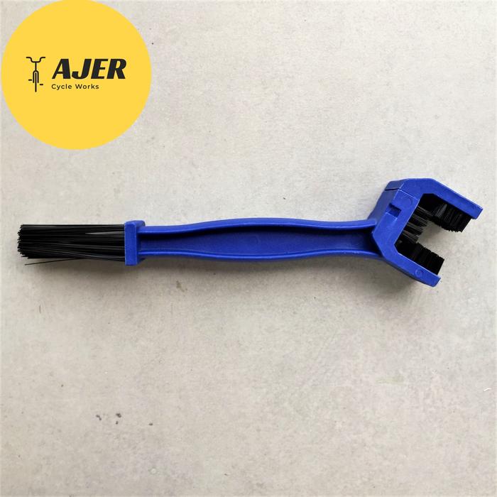 Gambar Sikat Rantai Sepeda dan Motor U shape alat pembersih sprocket gear gir bicycle chain cleaner tool - biru dari Toko Ajer undefined Tokopedia