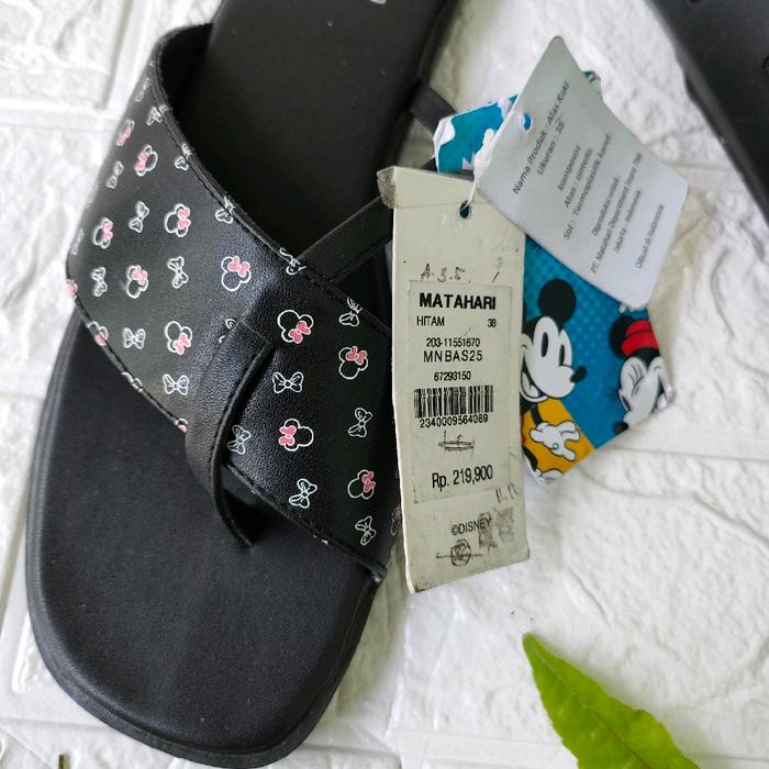 Gambar sandal disney nevada branded matahari original - hitam, 38 dari Nevada undefined Tokopedia