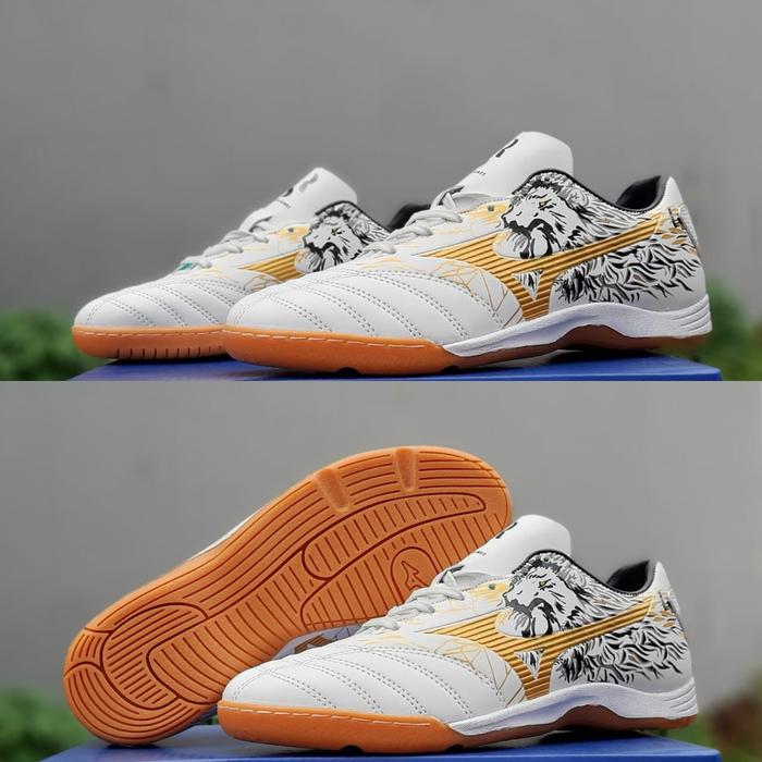 Gambar Sepatu futsal mizuno sergio ramos sepatu mizuno futsal terbaru sepatu futsal premium - white, 39 dari toko jaya makmur abadi 01 undefined Tokopedia