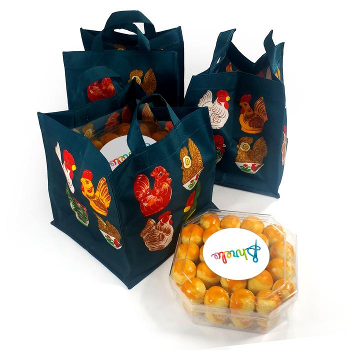 Gambar Tas Hampers Kue Kering Hari Raya Kastengel IGOR Celengan Ayam Ekonomis dari FlirtyID undefined Tokopedia