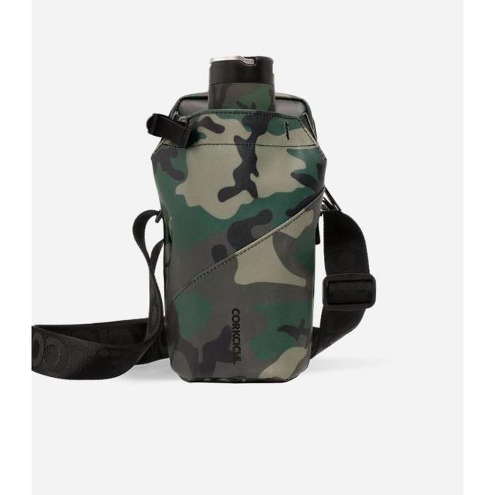Gambar CORKCICLE Crossbody Water Bottle Sling Bag - Periwinkle - Woodland Camo dari TOKO BARUSIRUN undefined Tokopedia
