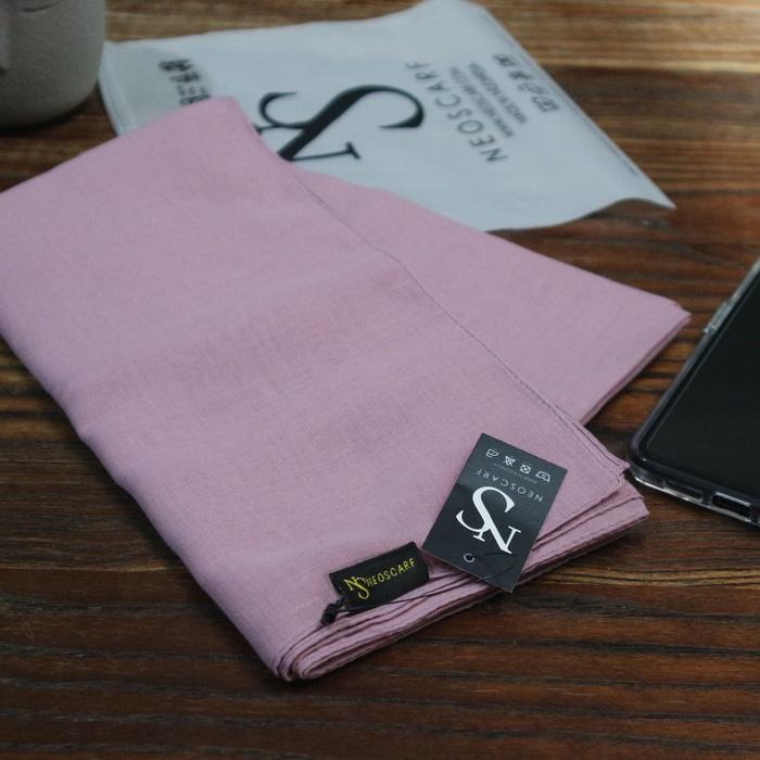 Gambar NEOSCARF VOAL POLOS JT DAILY Hijab Persegi Kerudung Nyaman - Dusty Purple dari NEOSCARF undefined Tokopedia