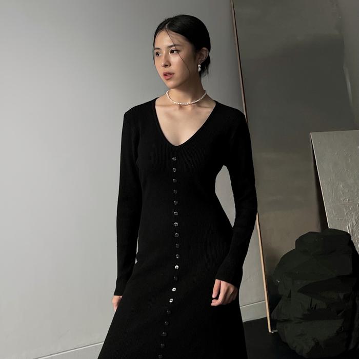 Gambar ECINOS - Natasha Knitted Dress | Pakaian Wanita | Dress Wanita - Black, Maxi dari ecinos undefined Tokopedia