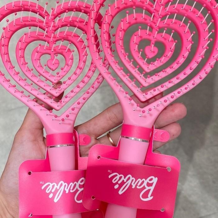 Gambar Miniso x Barbie Sisir Rambut Sikat Comb Heart Vent Brush Sisir Pijat dari Miniso Surabaya undefined Tokopedia