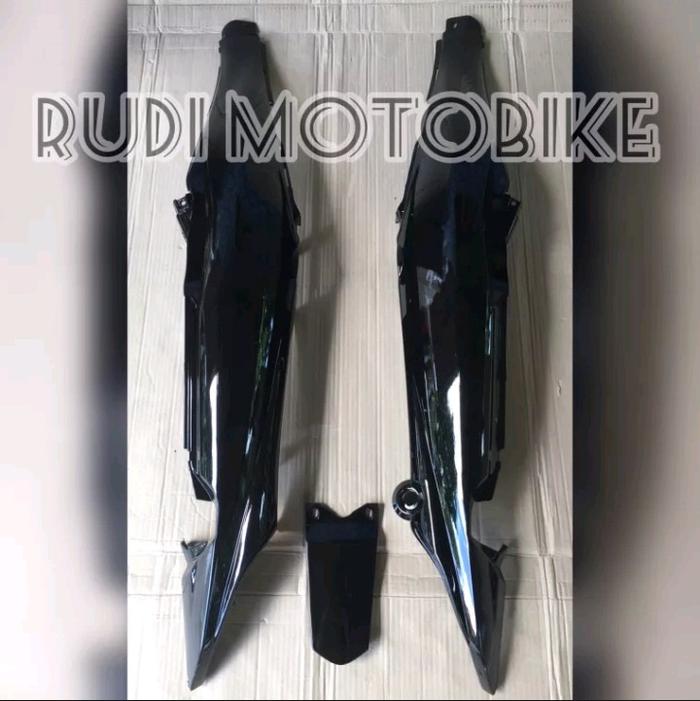 Gambar COVER BODY YAMAHA JUPITER Z NEW BURHAN WARNA HITAM POLOS - -, - dari rudi motobike_NEW undefined Tokopedia