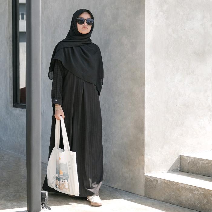 Gambar Abaya Taza Hijab Alila Polos Terbaru Syari - Black, L dari Distributor Hijab Alila_NEW undefined Tokopedia