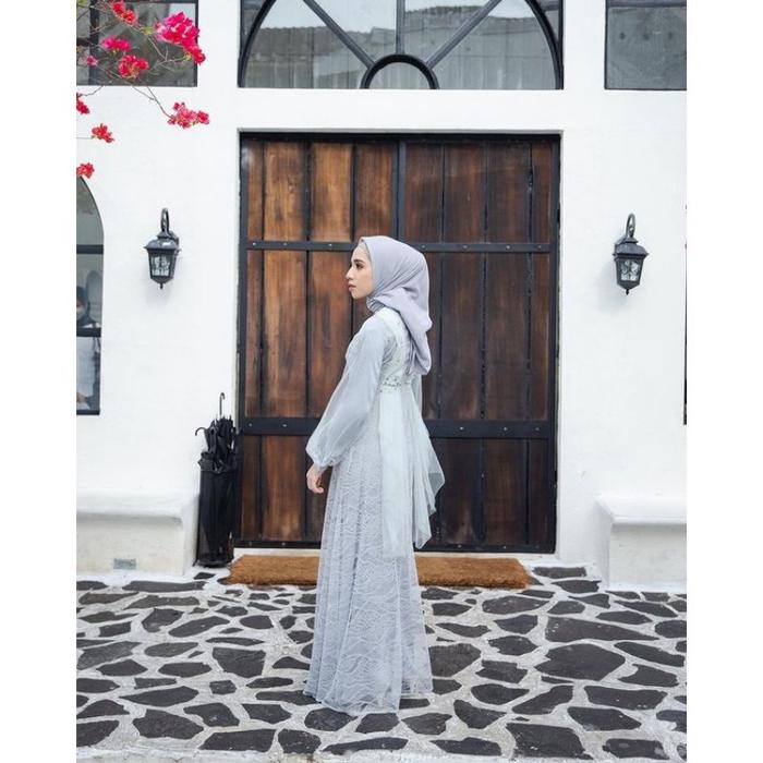 Gambar EDISI LEBARAN GAMIS BROKAT PREMIUM GAMIS MUSLIMAH REMAJA GAUN KONDANGAN PESTA BRUKAT ELEGAN DRESS LEBARAN REMAJA KEKINIAN GAMIS TERMURAH - SILVER, GAMIS ALLSIZE  dari kebaya couple undefined Tokopedia