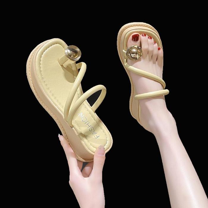 Gambar SD-194 FF Sendal Wanita Jalan Santai Terbaru Sandal Cewek Jepit Jempol Sendal Perempuan Kasual Kekinian - Kuning, 40 dari FinlynFashion10 undefined Tokopedia