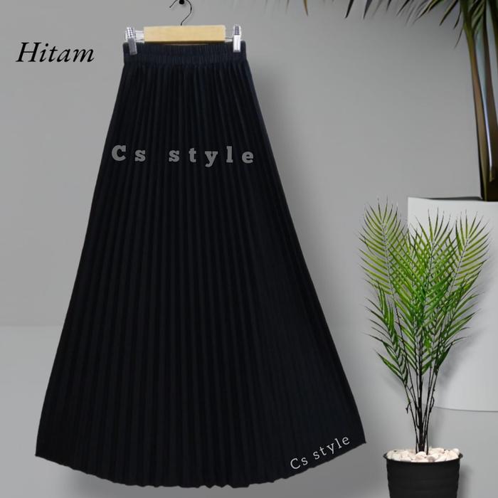Gambar premium rok plisket wanita rok plisket bawahan muslim all size fit to M-XXL Dewasa Karet melar Panjang - Hitam, all size dari Cs style undefined Tokopedia