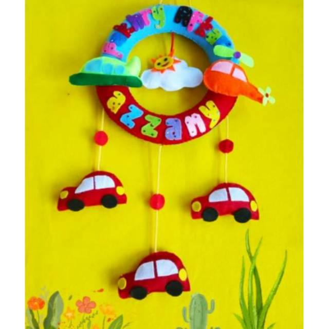 Gambar Hiasan dinding / hanging door / hiasan pintu boneka dari kain flanel dari Orderklikdorang undefined Tokopedia