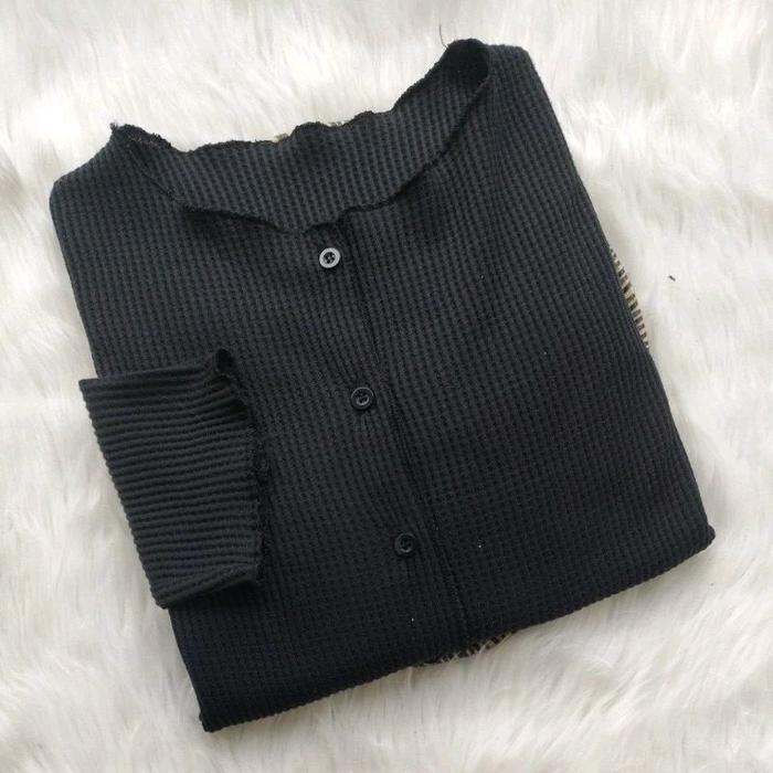 Gambar Study_Storee• CARDIGAN CROP TOP//CARDIGAN RAJUT Polos Kancing Panjang - Hitam, satu ukuran dari Study Storee undefined Tokopedia
