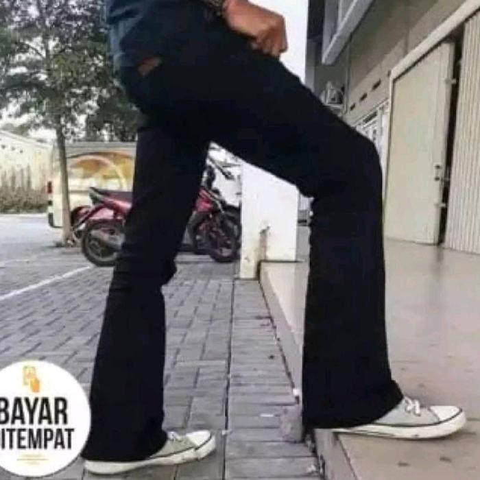 Gambar Celana Jeans Pria Cutbray Hitam/ Cutbray Bootcut - Hitam, 27 dari AlisaStore69 undefined Tokopedia