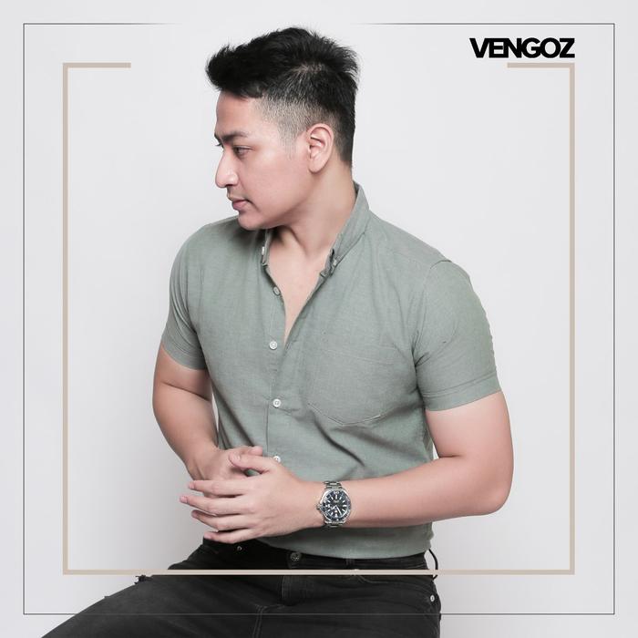 Gambar VENGOZ Kemeja Oxford Pria Lengan Pendek Slim Fit - Forest Green Nyaman  Variasi Distro - Forest Green, S dari VENGOZ undefined Tokopedia