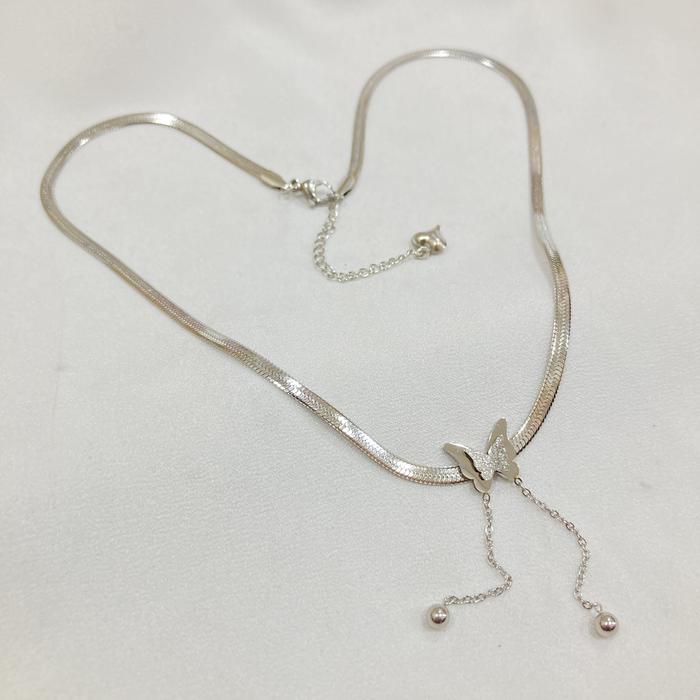 Gambar Kalung Titanium Kupu-Kupu Rantai Pipih Anti Karat Korean Style Wanita KT104 Aksesoris Gold Necklace - Silver dari Noin Accessories Offcial Store undefined Tokopedia