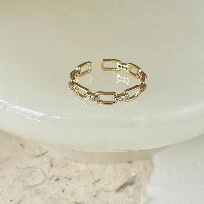 Gambar Kristin - Ring Cicin Cincin Alloy Emas Simple Aesthetic Adjustable Aksen Kupu kupu Hias Opal berlian Imitasi mutiara Perhiasan Aksesoris Fashion Wanita Pria Korean Style [ H3-22 ] [x] - Fine Chain Zircon dari Ohellow Studio undefined Tokopedia