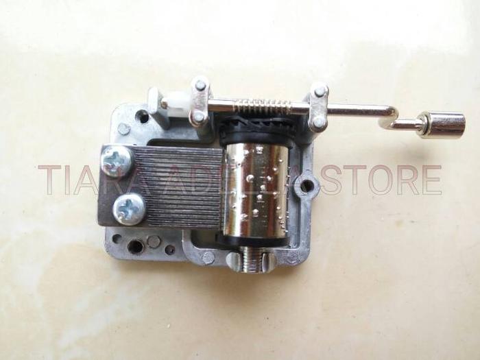 Gambar MESIN MUSIK BOX ENGKOL / MUSIC BOX dari tiara adella store undefined Tokopedia