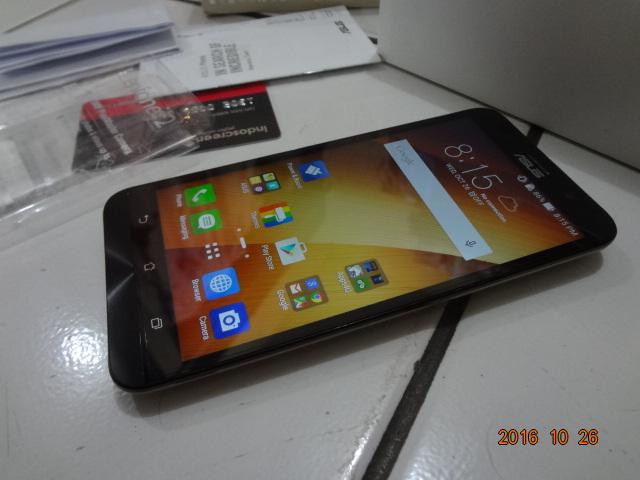 simフリーASUS zenfone2 ZE551ML2GB/32GB ゴールド 繁く