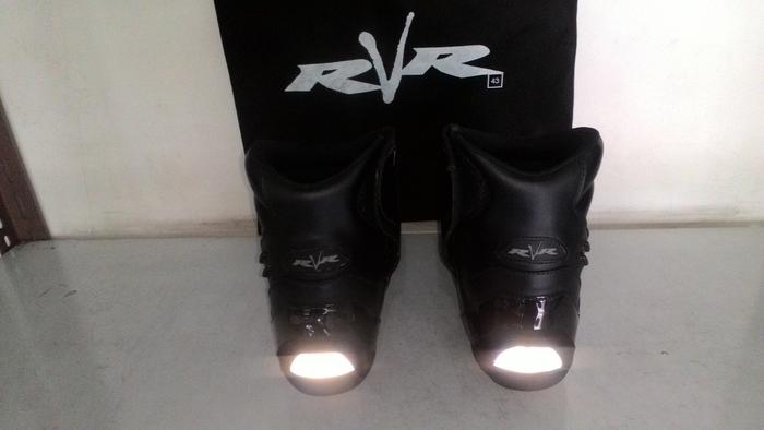 Sepatu Rvg Jual Sepatu Touring Rvr Rescape Di Seller Cakrawala Co - Wijaya Kusuma ...