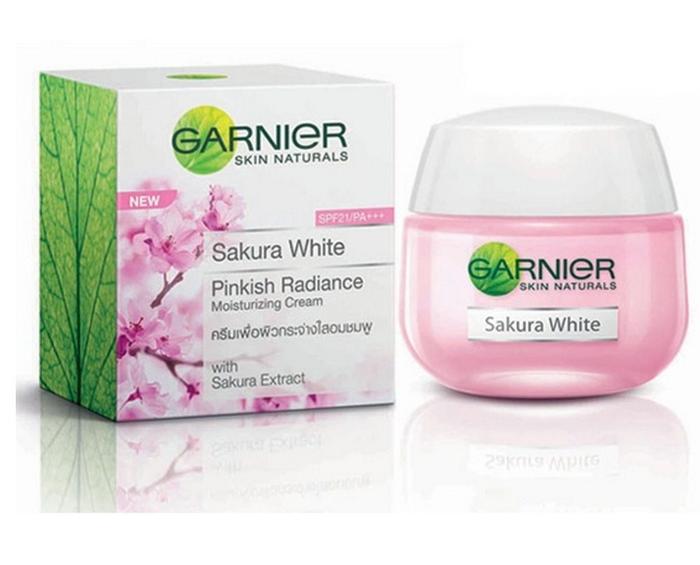 harga garnier sakura white pinkish radiance whitening cream