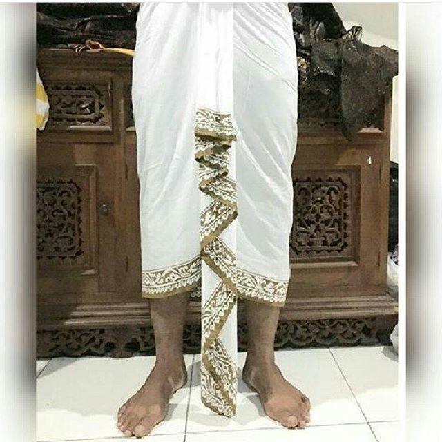 Jual Kamen Pria Busana Adat Bali Pria Kab Tabanan Radha Krishna Bali Tokopedia